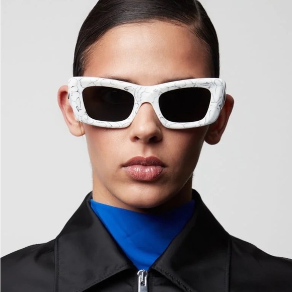 NEW PRADA CAT EYE SUNGLASSES SPR 13Z 17D5S0 PRADA PR13ZS NEW PR 13ZS WHITE - Picture 8 of 15